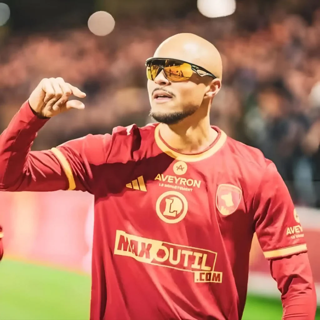 meilleur buteur Ligue 2, Timothé Nkada Rodez, transferts Ligue 2 2025, profil attaquant complet